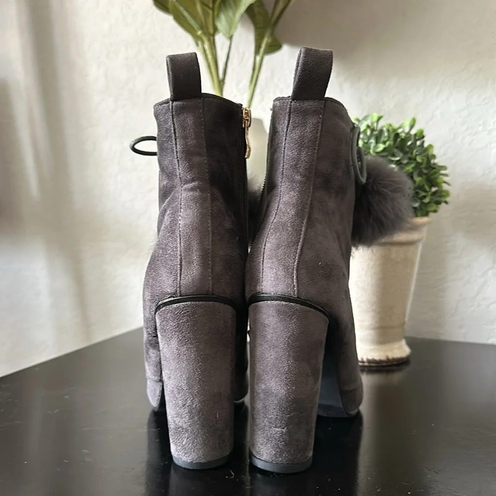 Catherine Malandrino Gray Heeled Booties - Size 6.5 - Picture 8 of 10